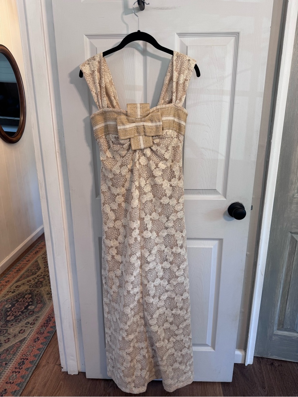 Vintage Carolina Herrera Embroidered Floral Lace Gown